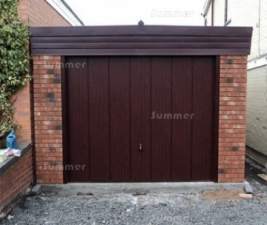 Spar Pent Concrete Garage 340 - Dark Woodgrain, Brick Posts