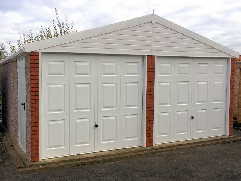 Spar Apex Double Concrete Garage 513 - Brick Posts, PVCu Windows and Fascias